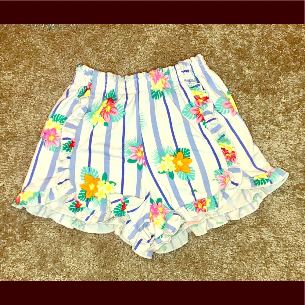 Beach floral shorts